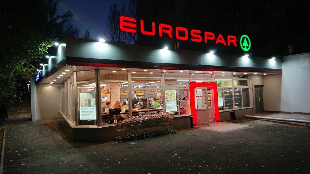 Освещение в супермаркете "EUROSPAR"