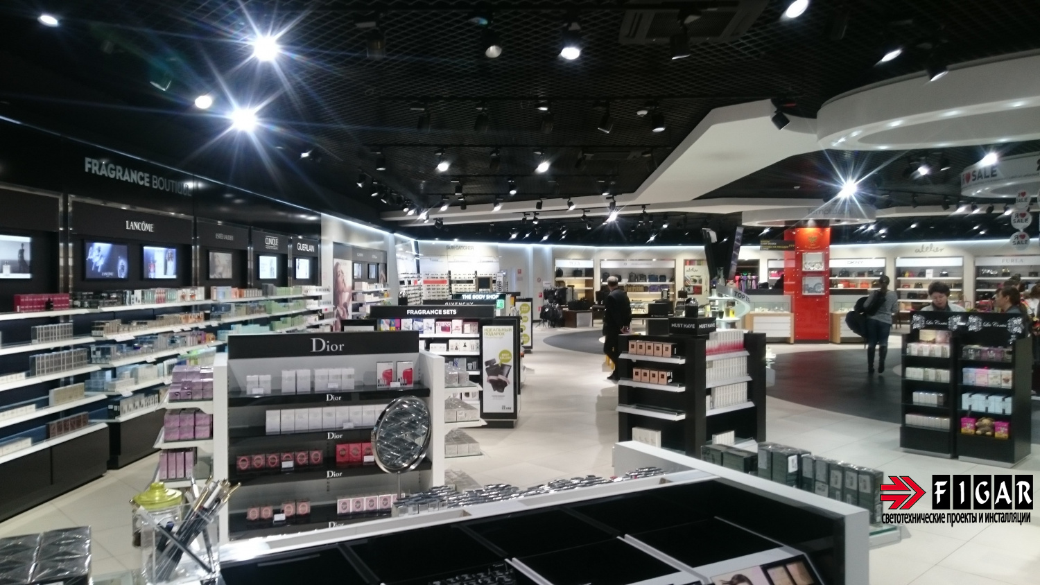 Освещение магазина беспошлинной торговли THE STORE Sochi 