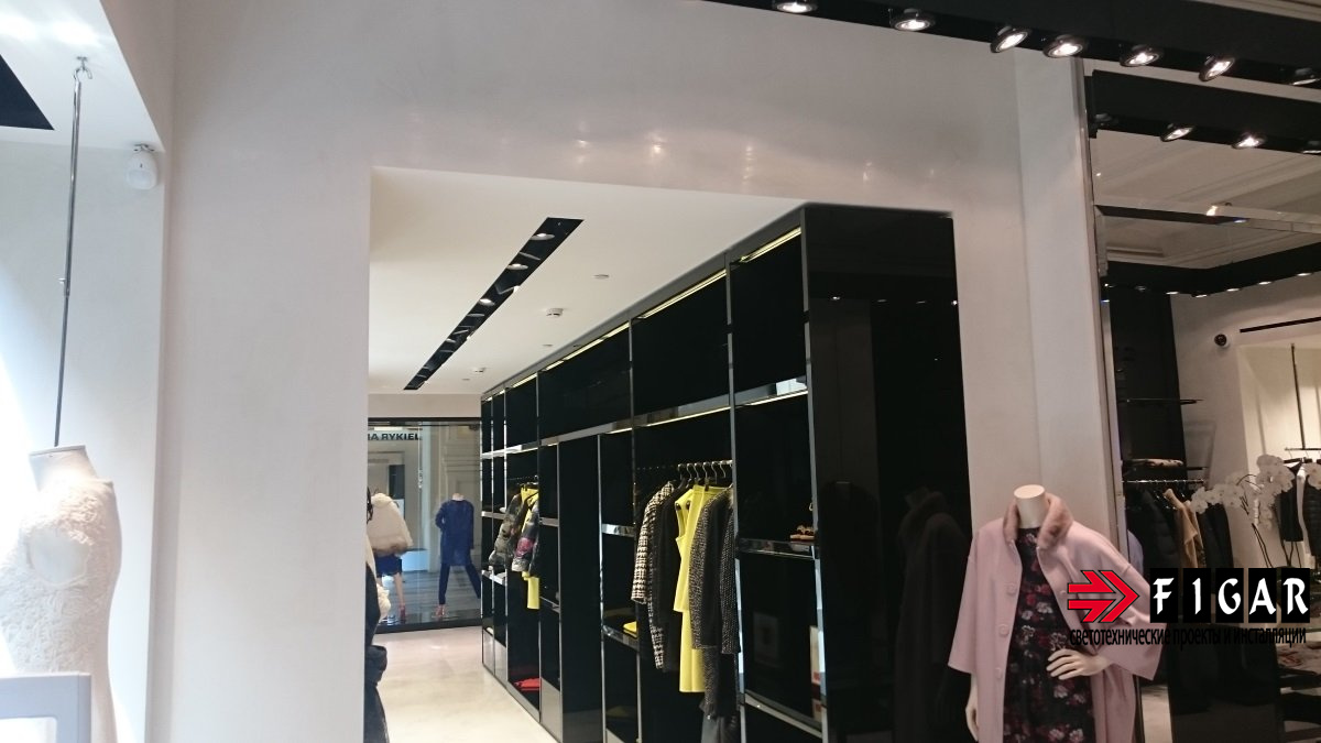Освещение бутика ERMANNO SCERVINO